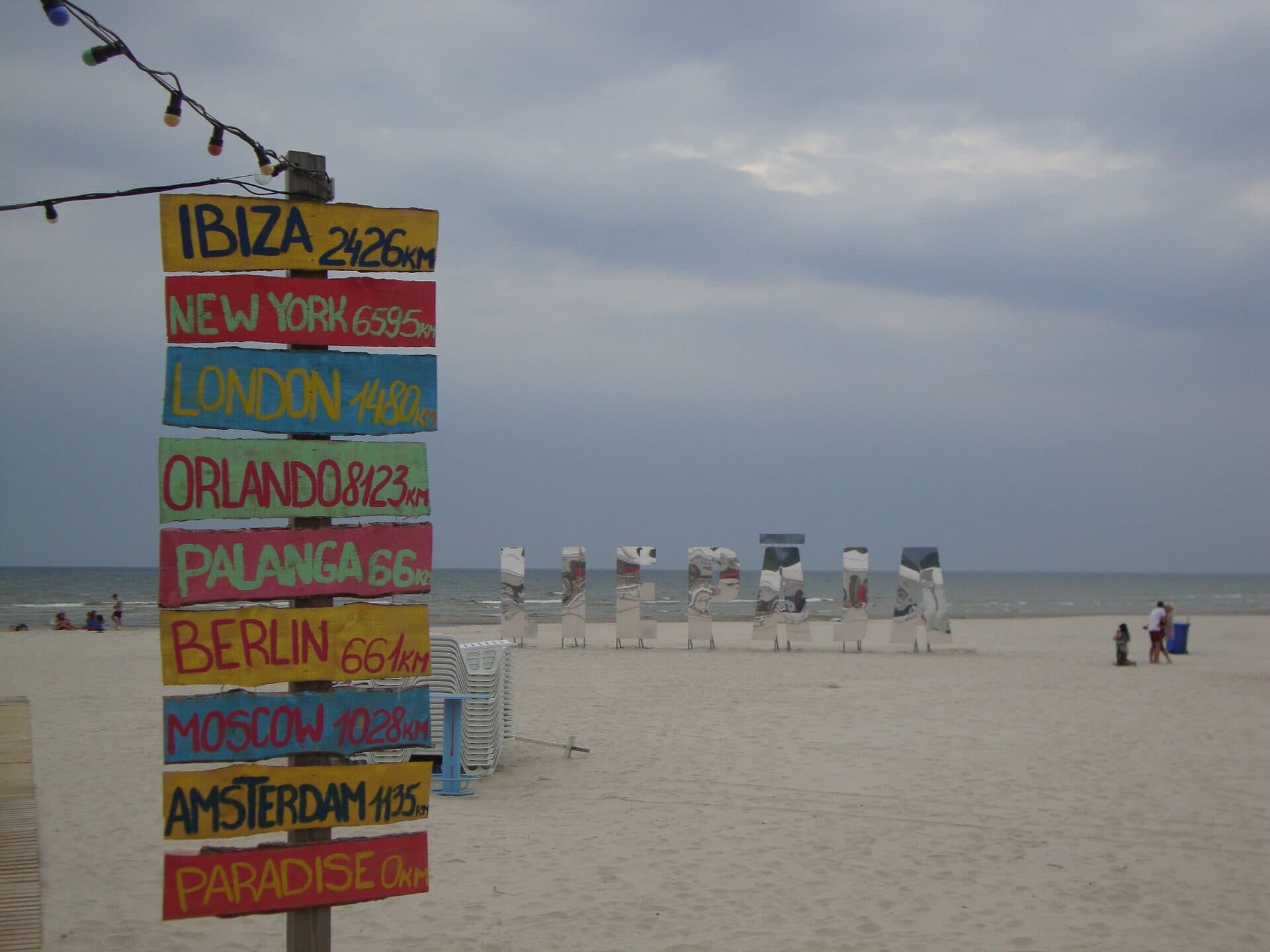 ZUM JAHRESWECHSEL NACH LETTLAND