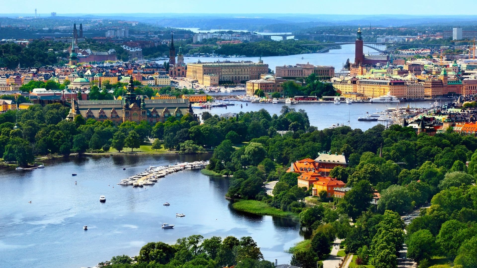 A view of Stockholm, from monuments to green spaces.