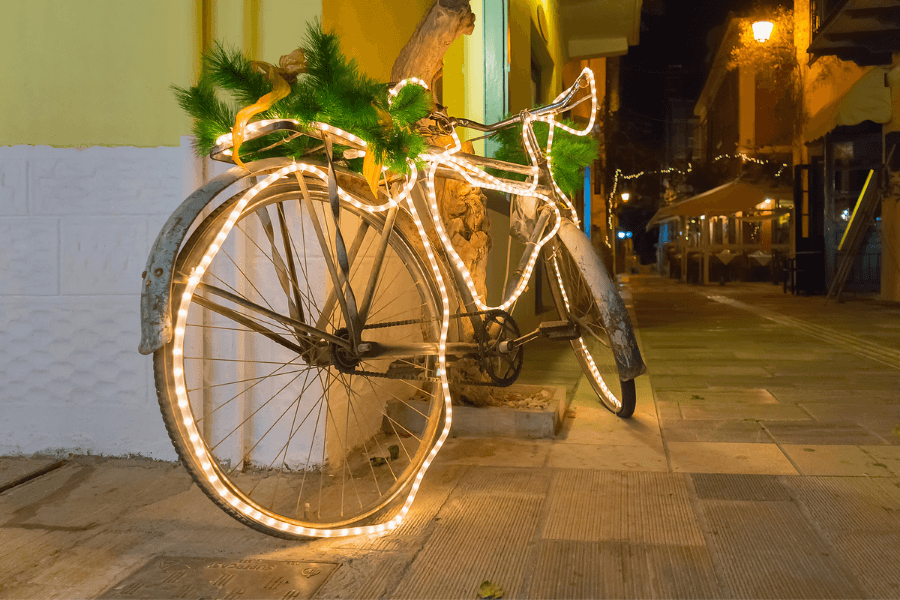 ΕΘΙΜΑ ΧΡΙΣΤΟΥΓΕΝΝΩΝ ΣΤΑ ΝΗΣΙΑ ΤΟΥ ΑΙΓΑΙΟΥ