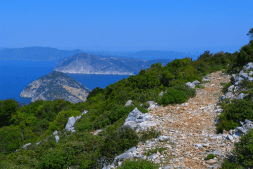 ferryscanner νησιά για πεζοπορία Αλόνησσος