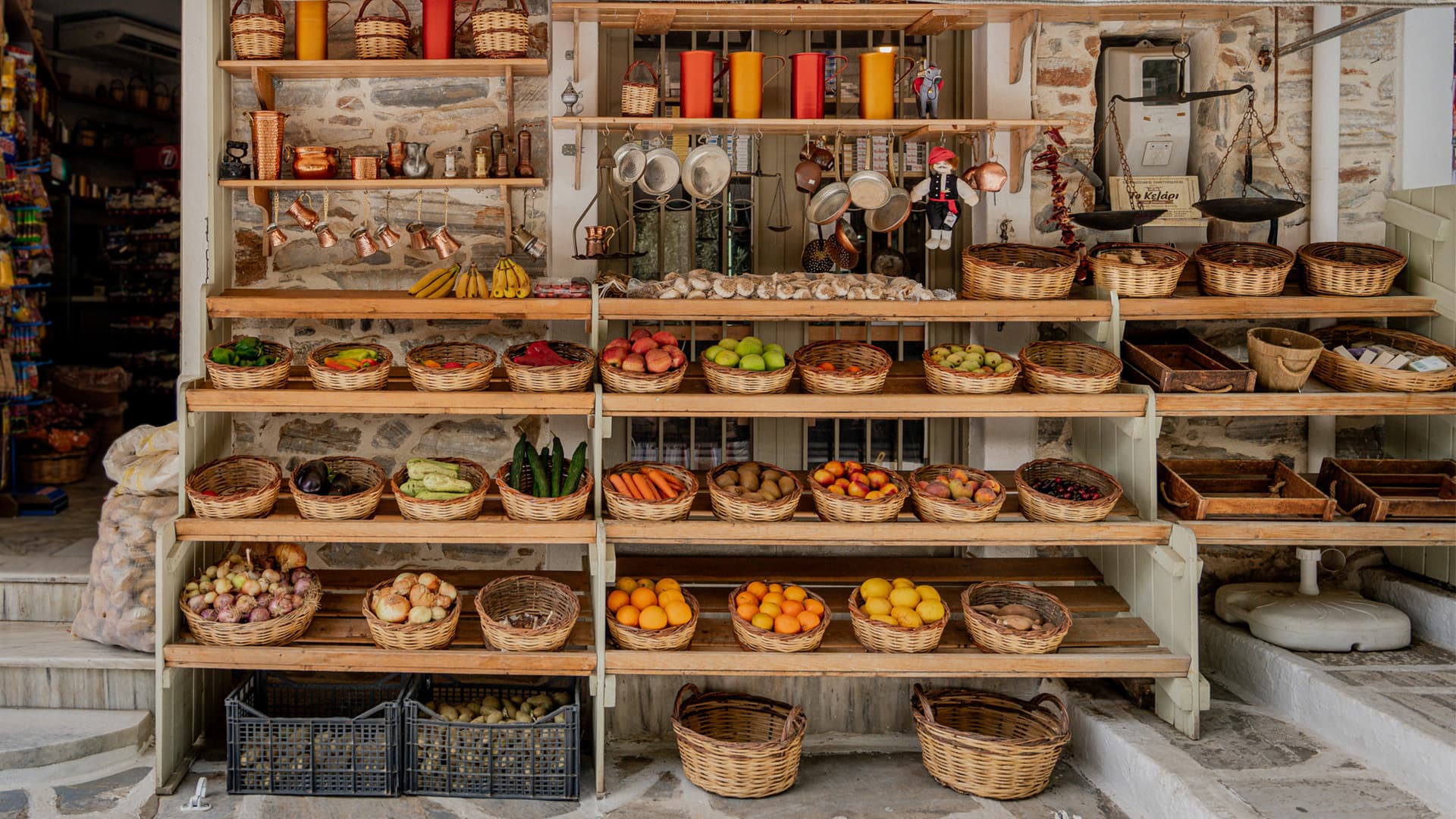 An eclectic array of local food produced in Naxos: pies, fruits, and more.