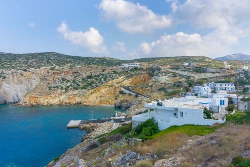 Antikythera hamn med havsutsikt