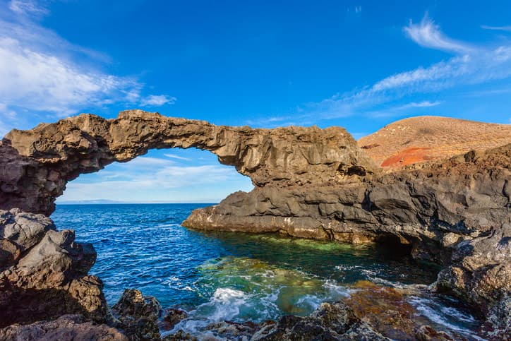 Arco in pietra naturale Charco Manso, El Hierro