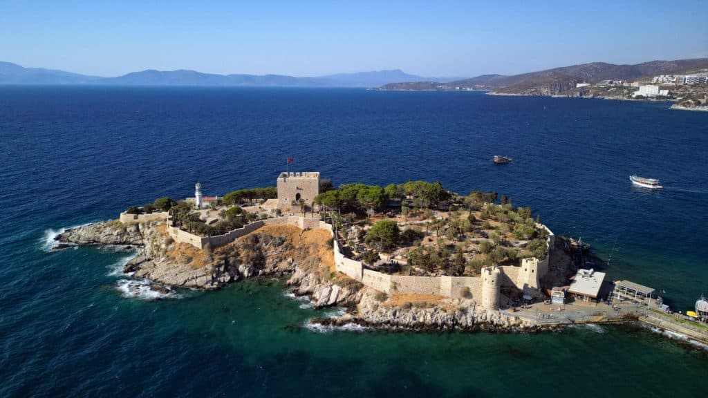 Kuşadası Pigeon Island and city view aerial