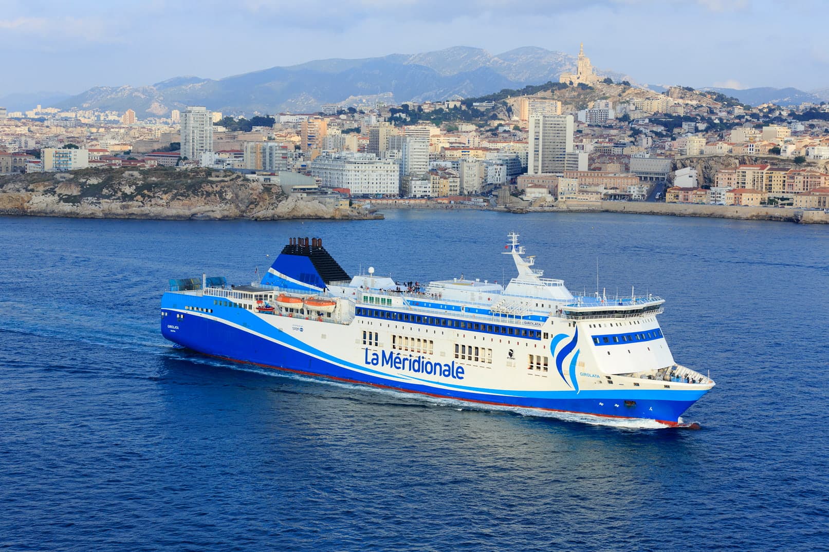 Navire Girolata de La Méridionale en Méditerranée