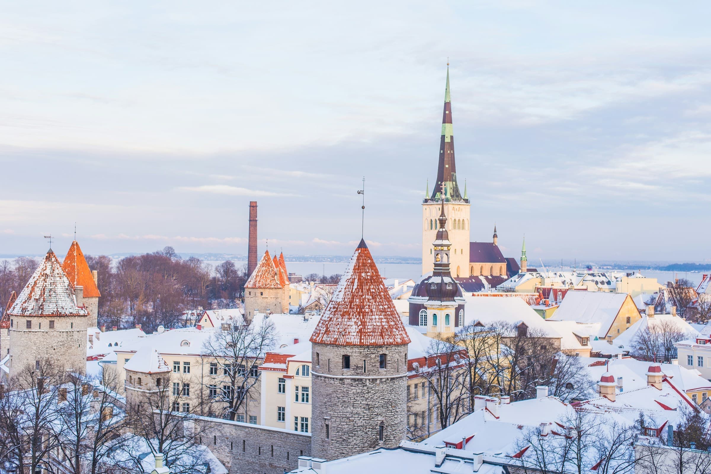 Tallinn a Natale: guida completa per un viaggio indimenticabile
