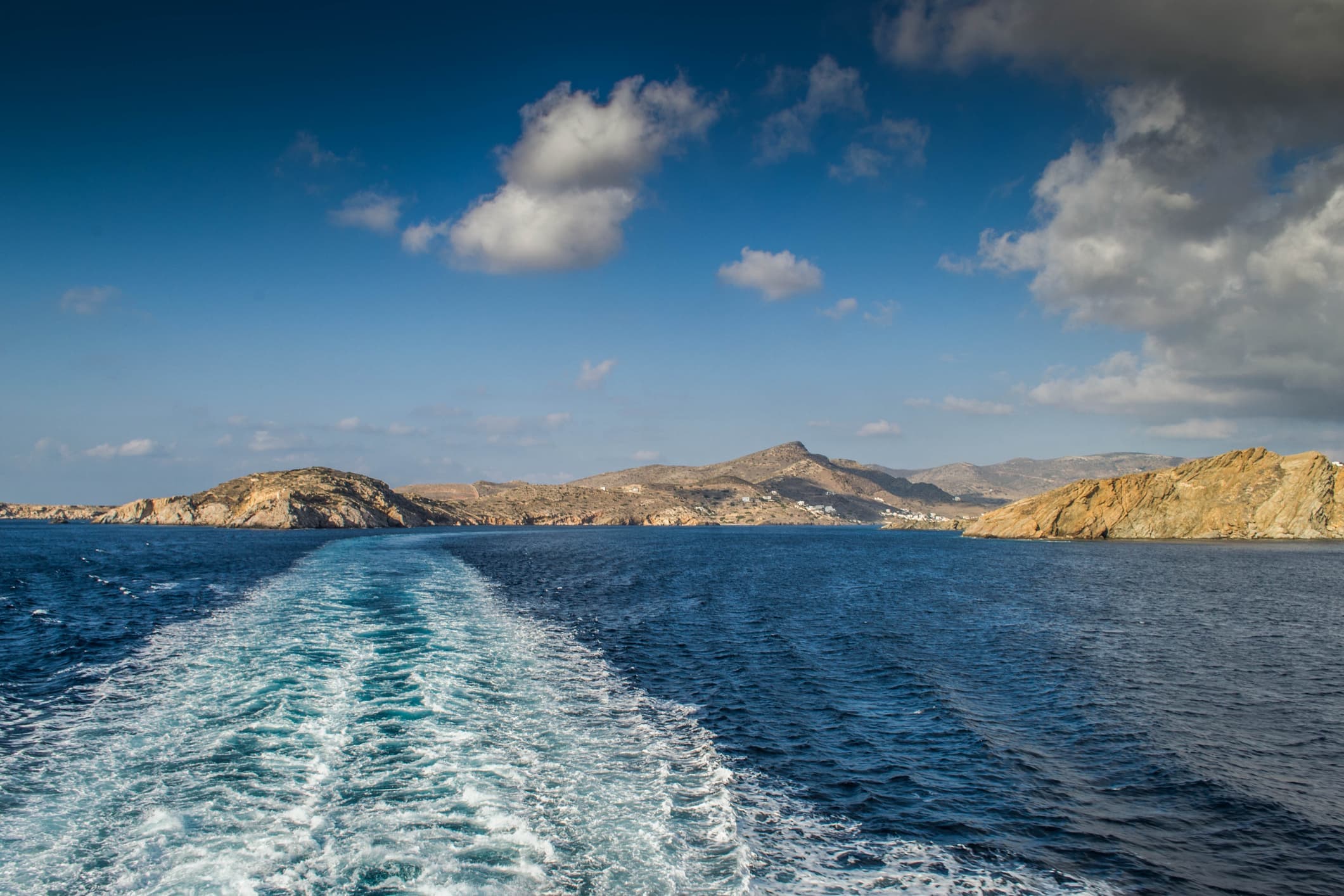 Καλό χειμώνα, καπετάνιε: το έθιμο αποχαιρετισμού των πλοίων
