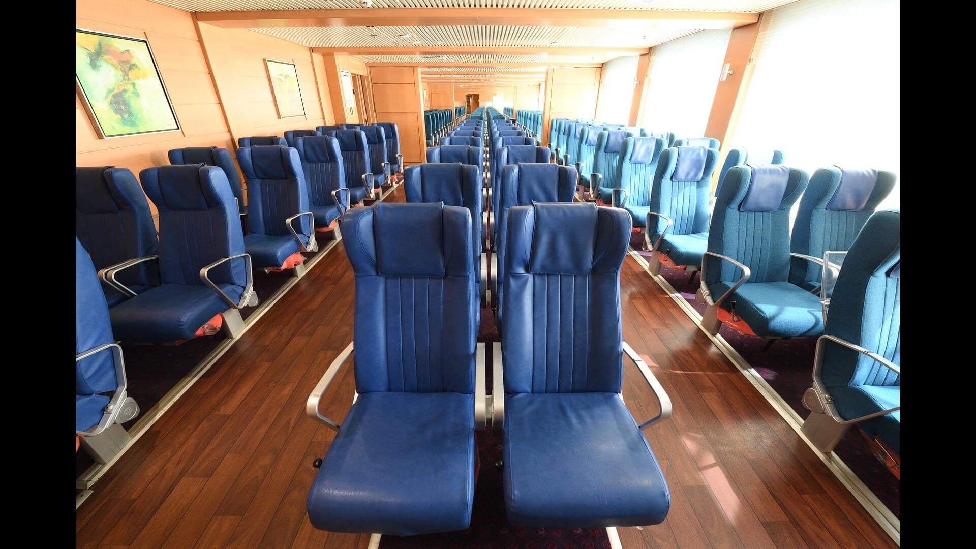 Economy Assigned Seat - Lounge 6