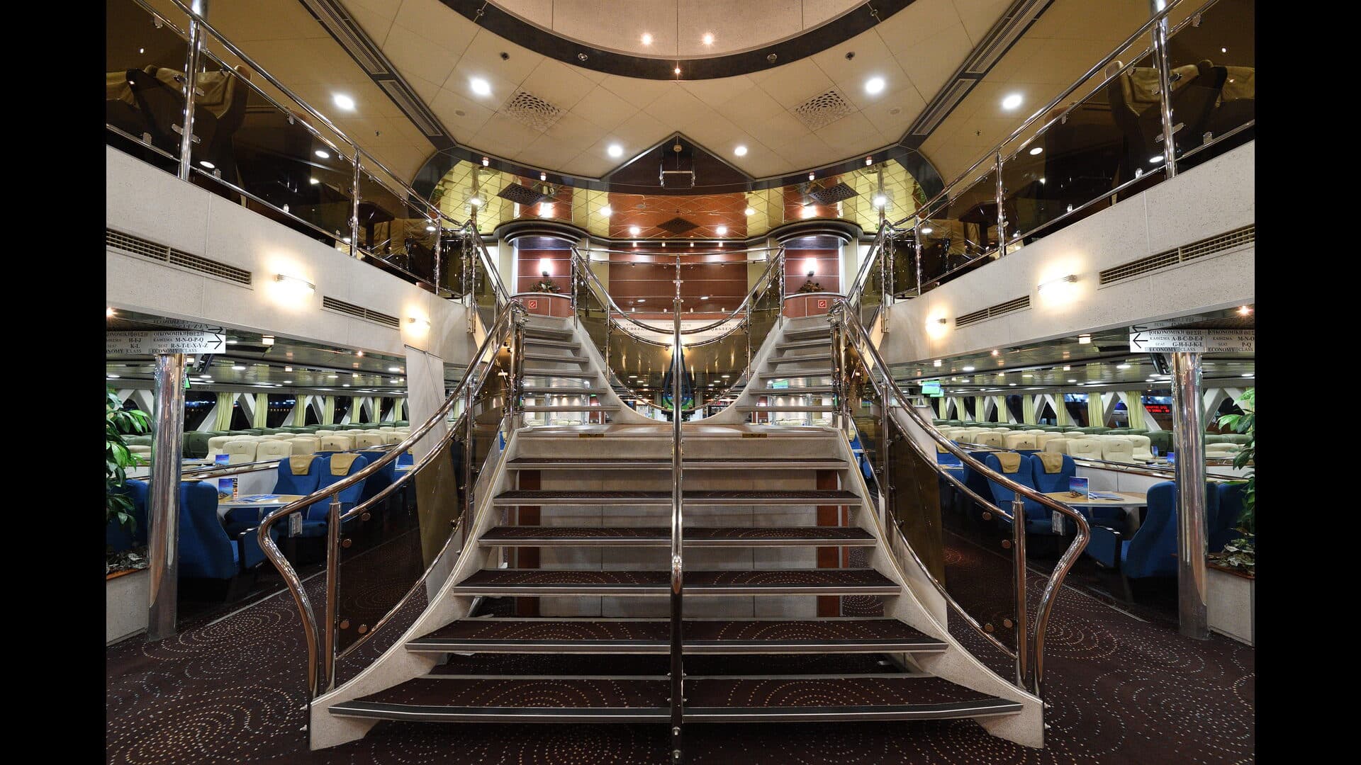 Economy 指定席位 - Lounge 2