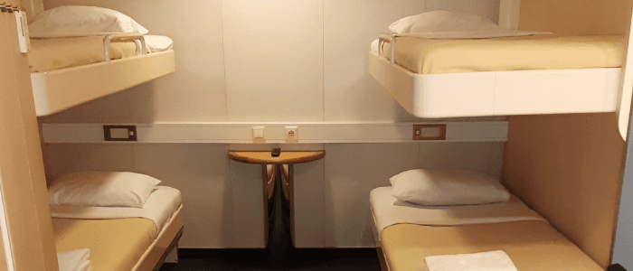 Cabin without window (WC, Single beds)