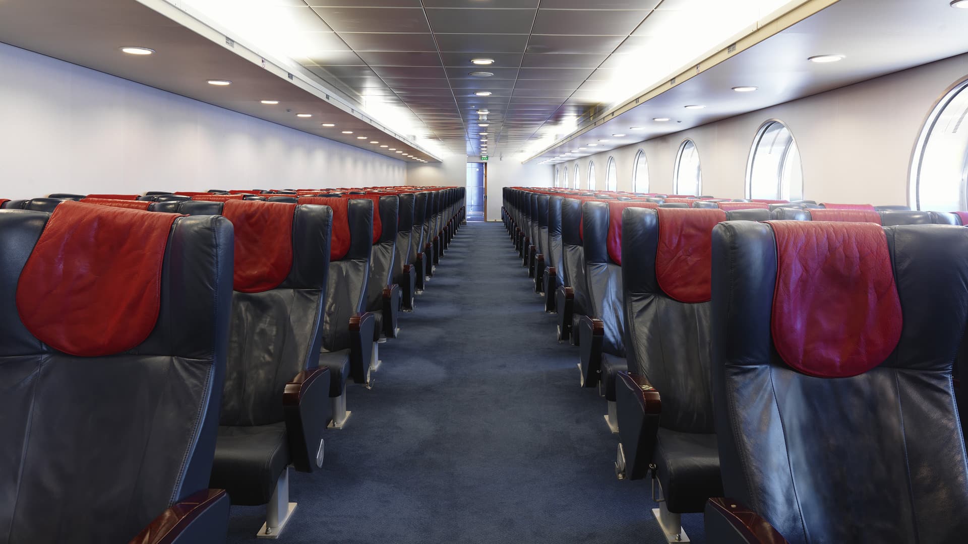 Ekonomi Numrerad säte - däck 9