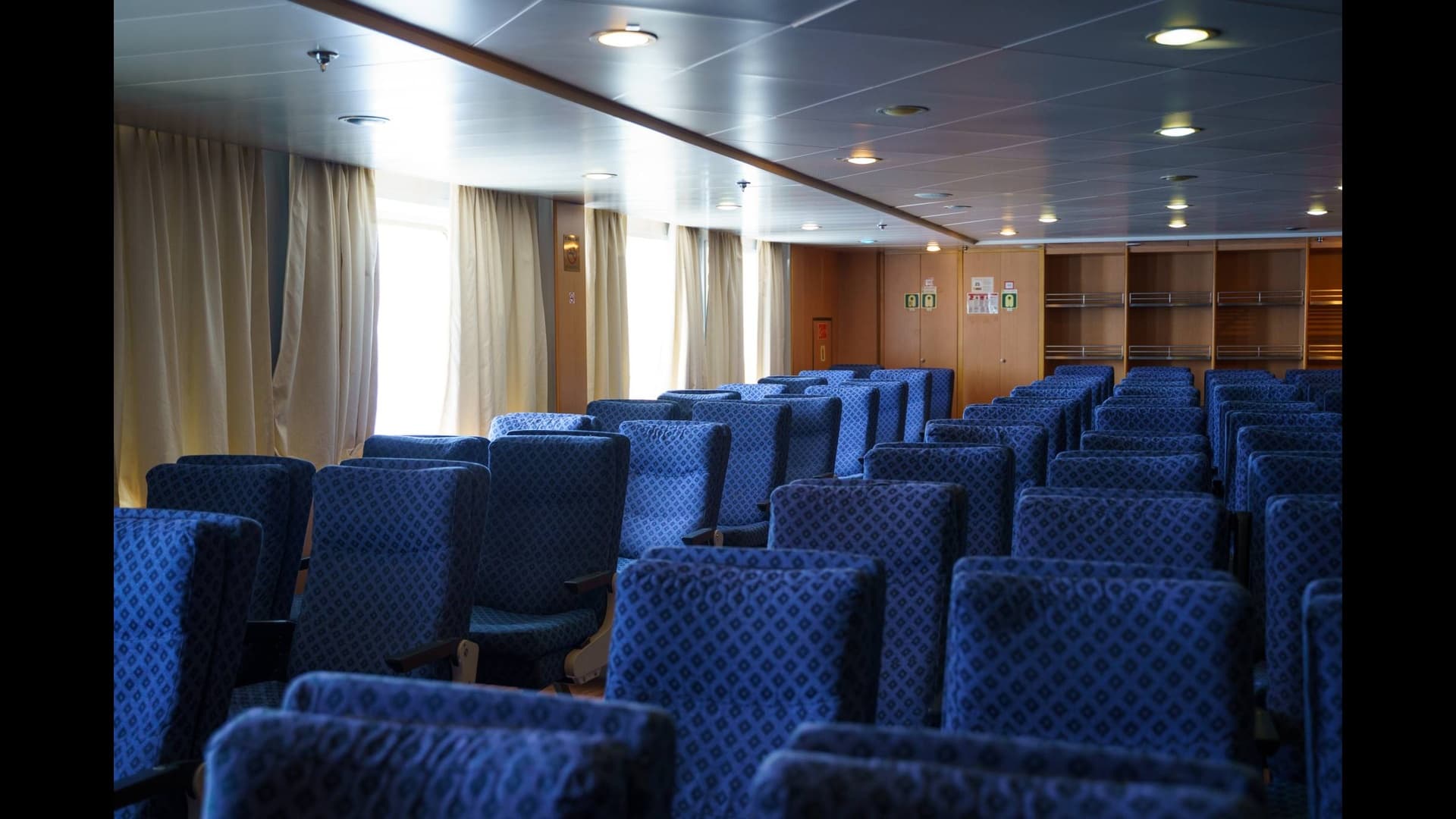 Economy 지정 좌석