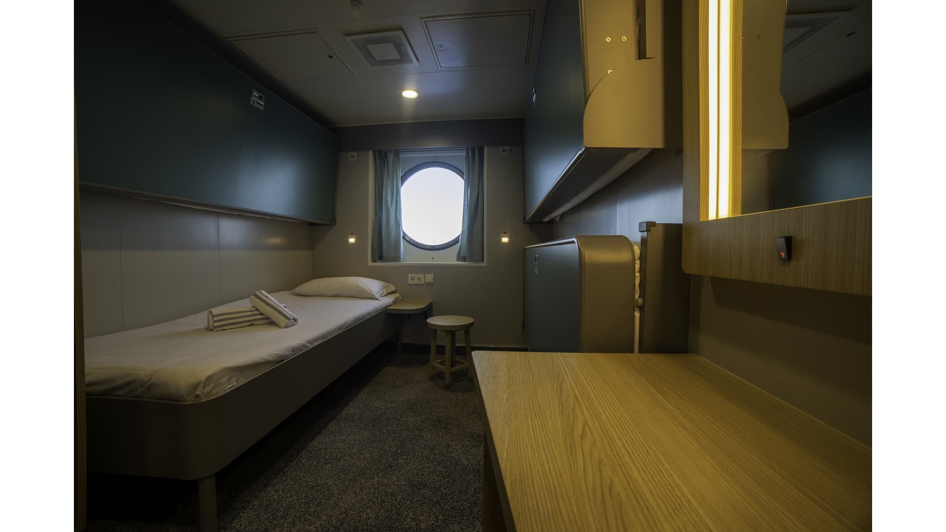 Cabina con finestra (WC, Doccia)
