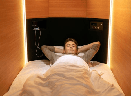 Dormitory without window (WC, 淋浴, Bunk Beds, Air-condition, Bed linen and towels, Lower beds, Single beds, Lower beds)