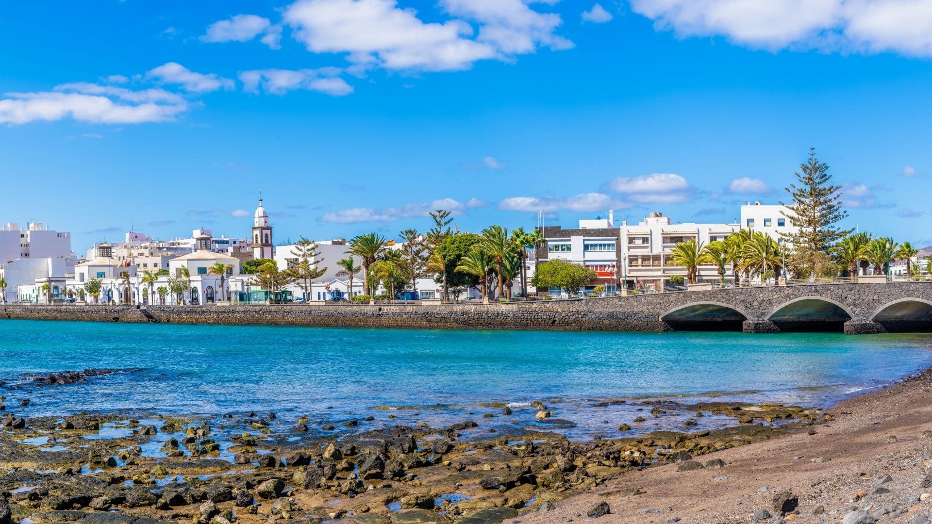 ferryscanner-spain-canary_isl-Lanzarote-arrecife-5