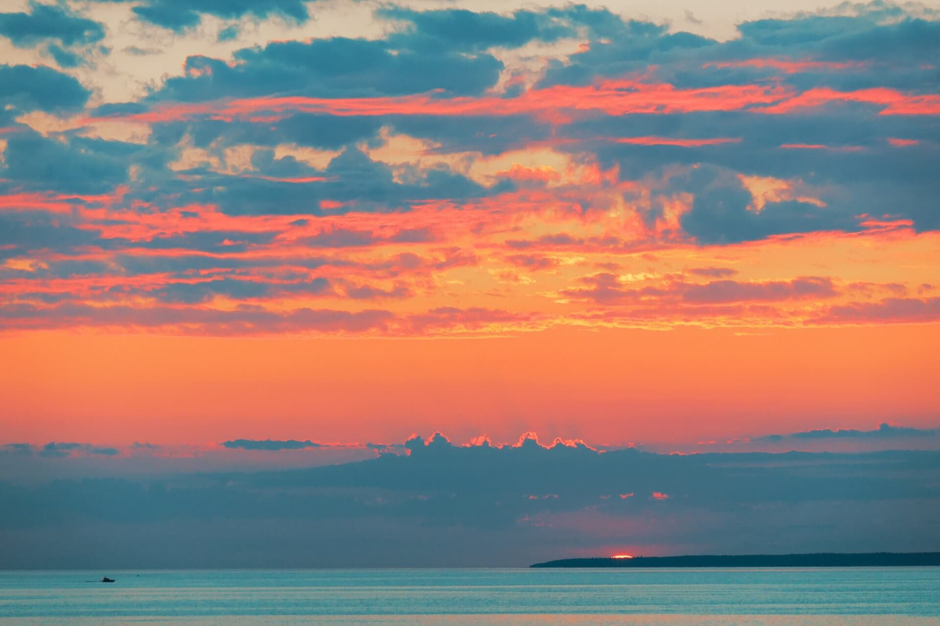 UPPTÄCK BALTIKUMS SKÖNHET MED VIKING LINE: HÖJDPUNKTER PÅ RESPLANEN FÖR SOMMAREN 2024