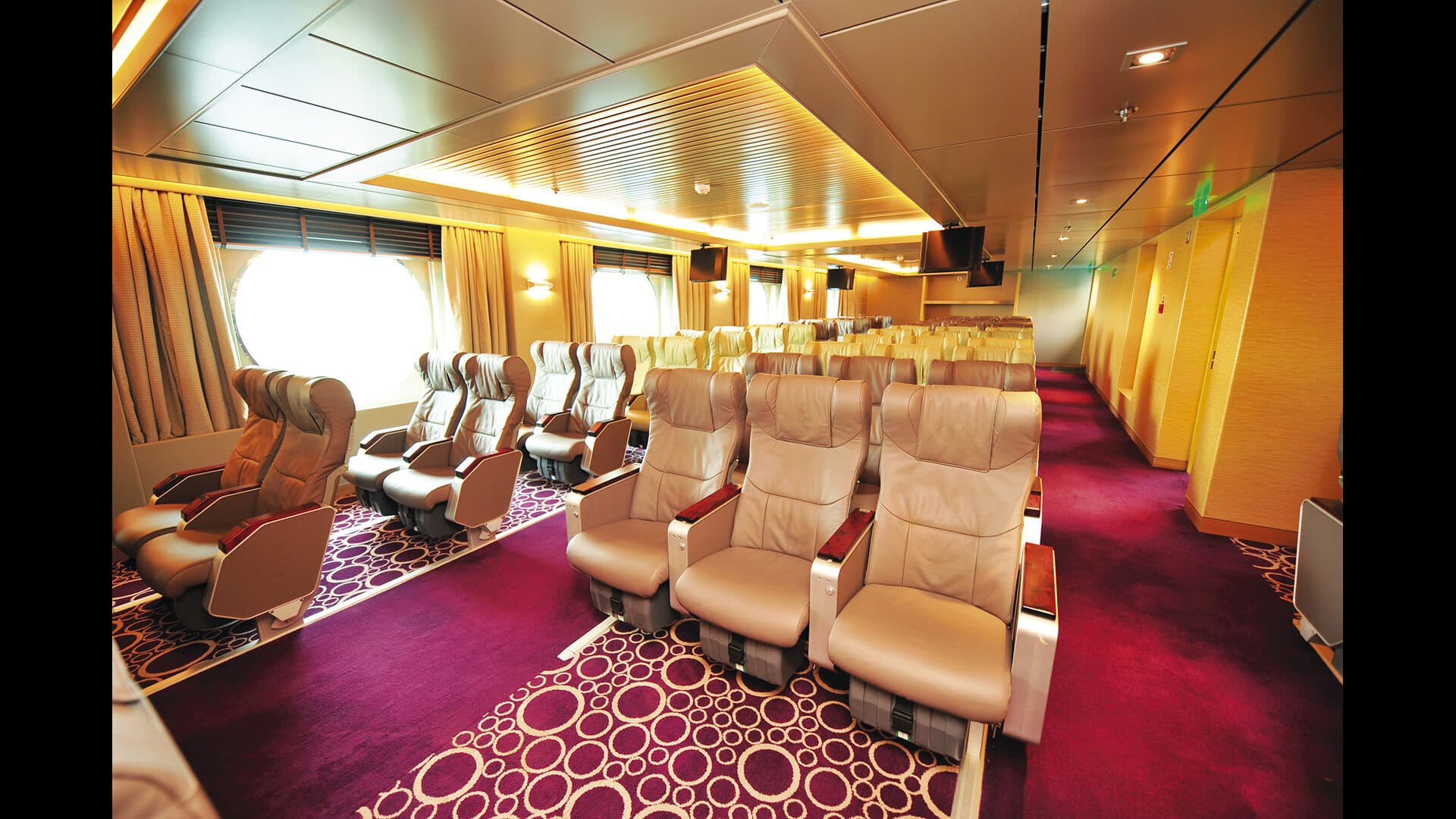 Economy Vend i caktuar - Lounge 4
