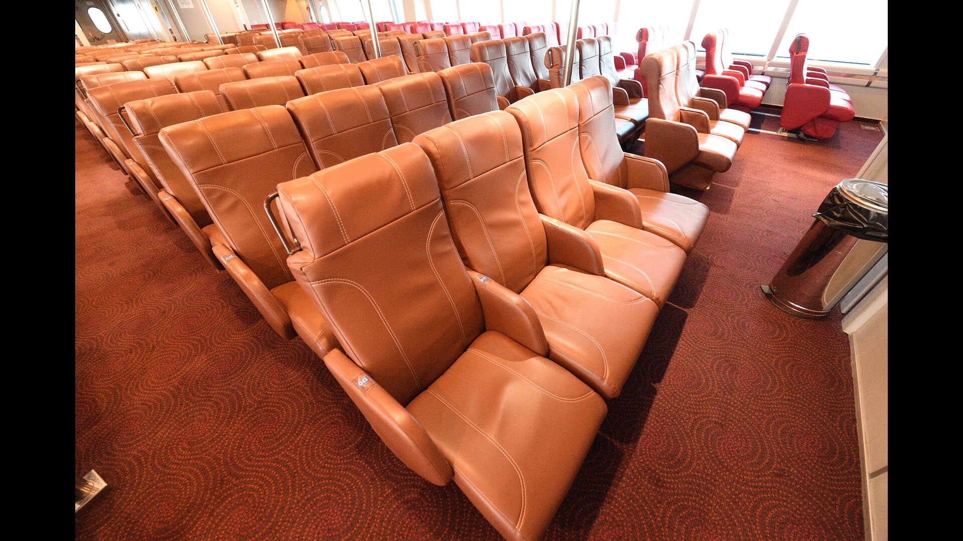 Economy 指定席位 - Lounge 3