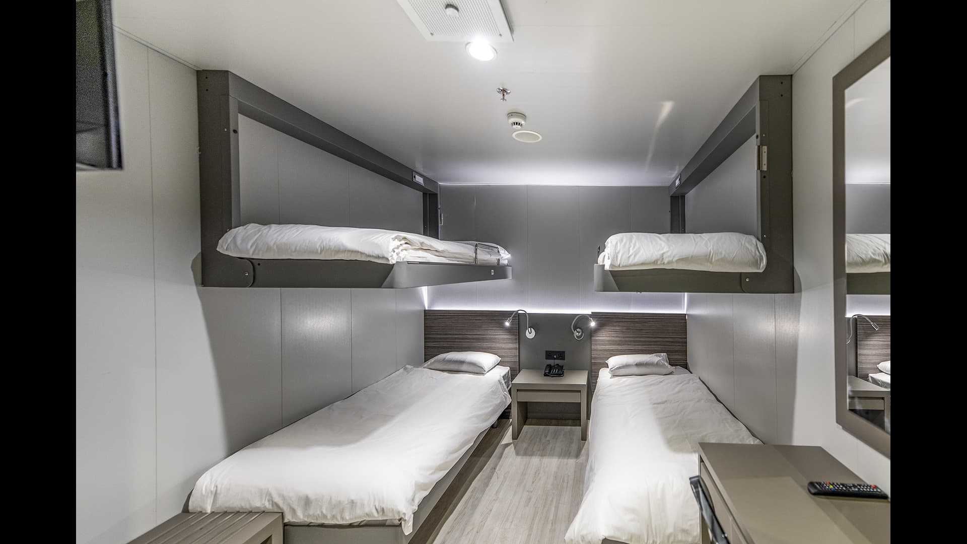Cabin without window (WC, 淋浴)