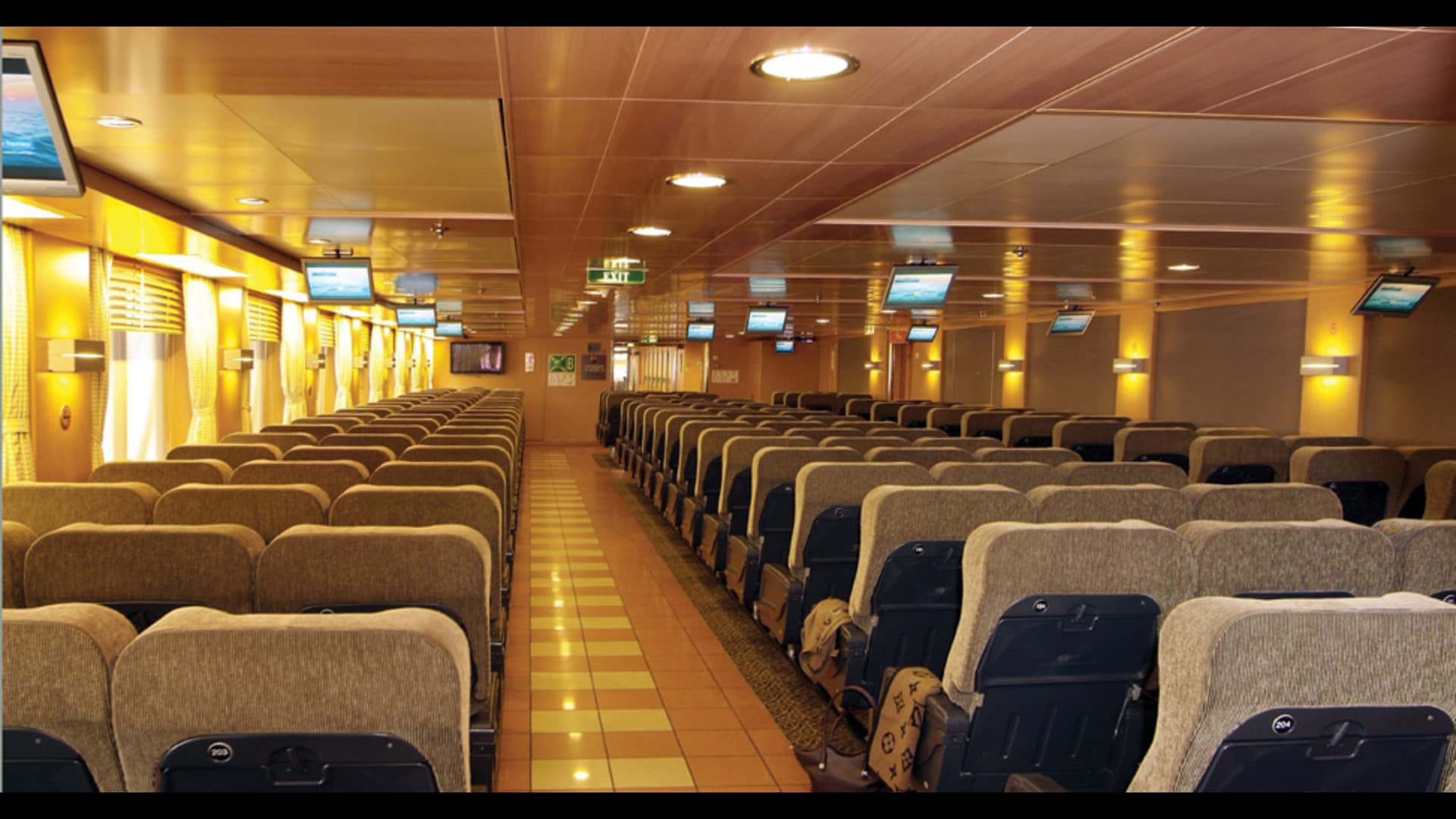 Economy 指定席位 - Lounge 4