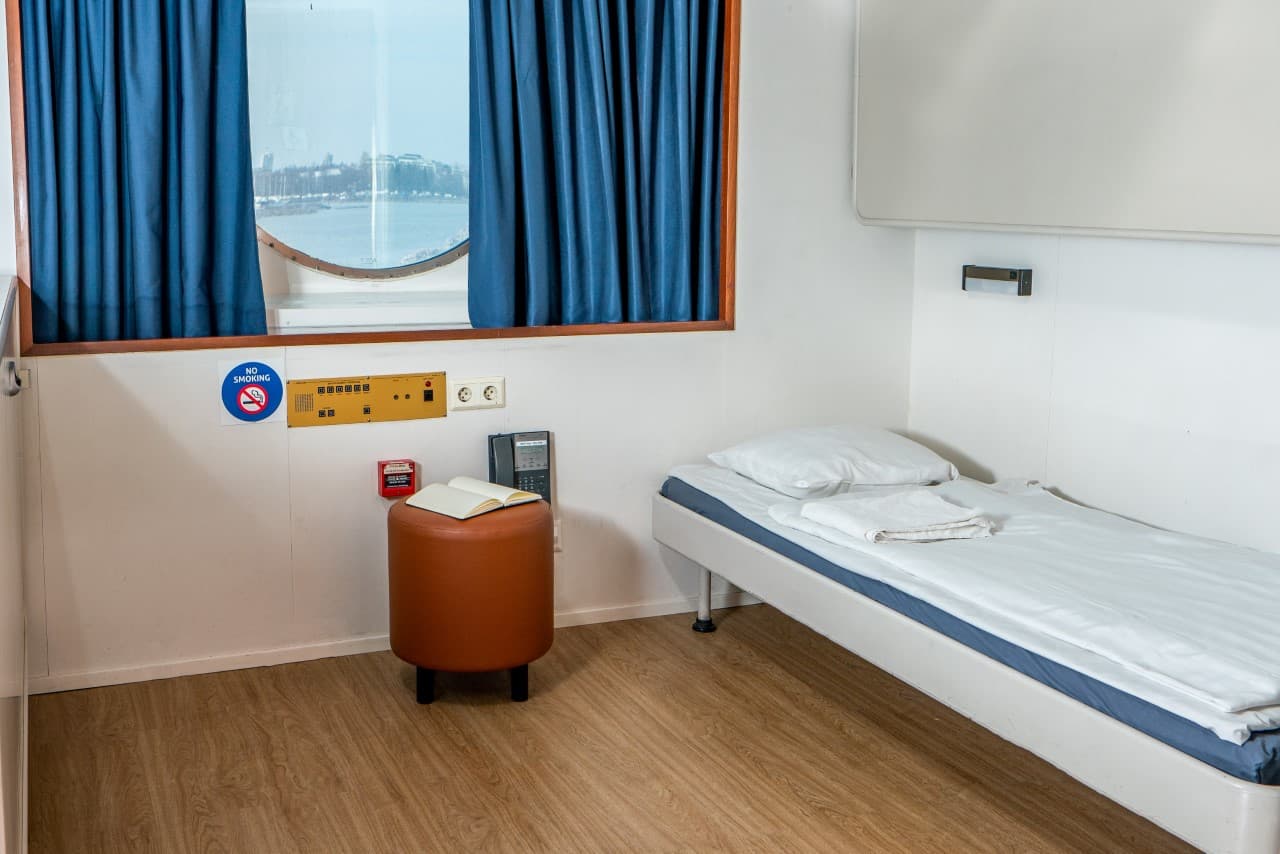 Cabin with window (WC, 淋浴, 特殊需求)